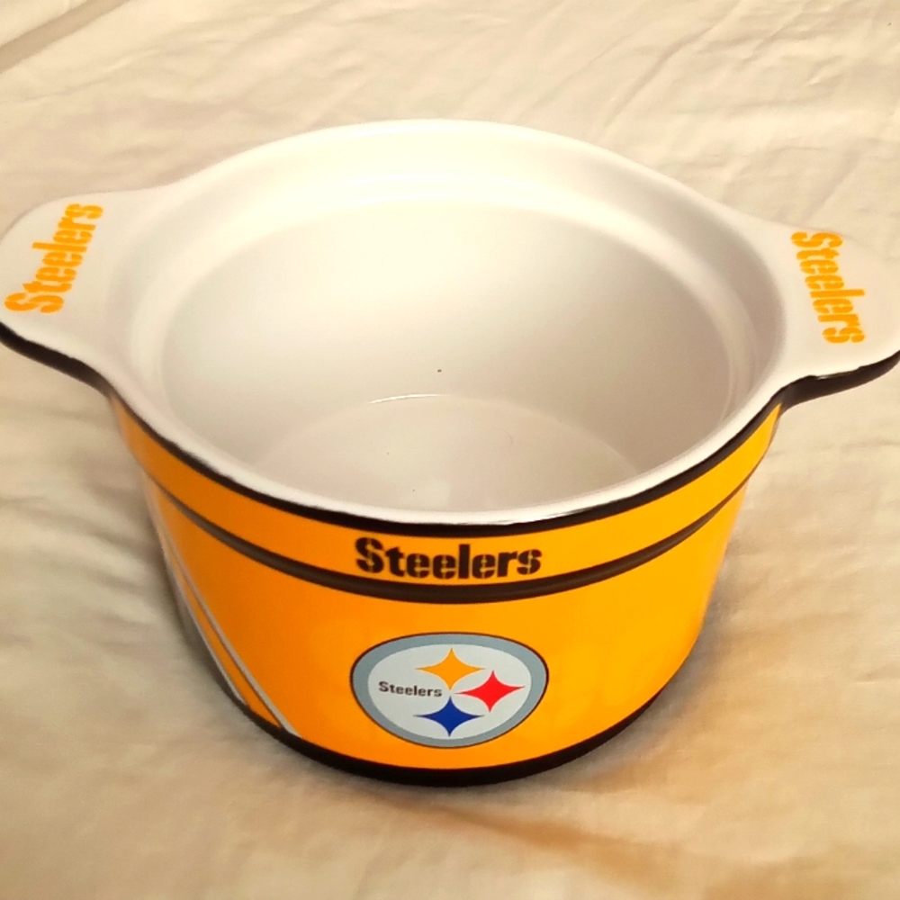 PITTSBURGH STEELERS 23 OZ BOWL .BEAUTIFUL COLORS .